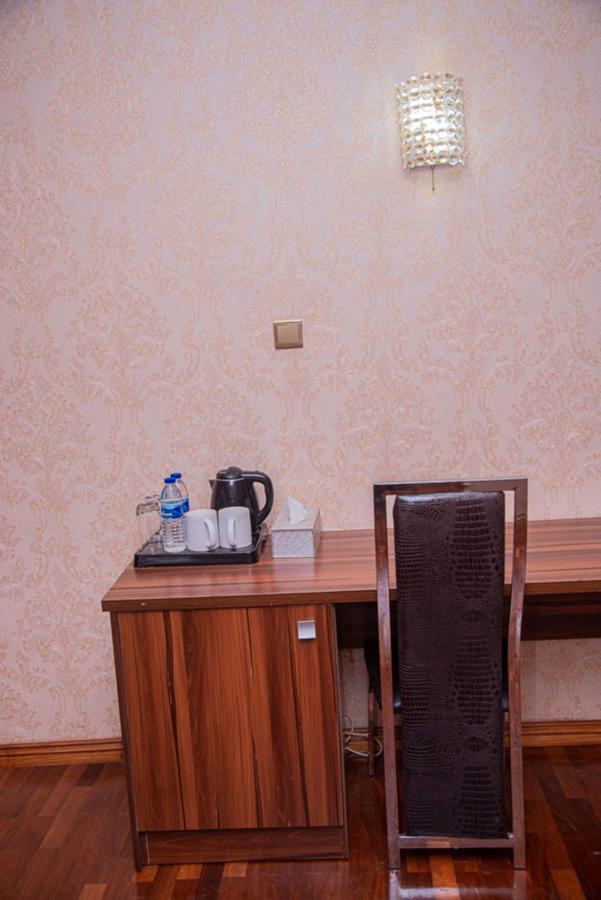 Mahogany Hotel And Suites イバダン エクステリア 写真